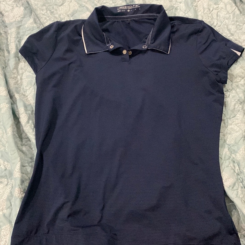 Nike golf shirt medium